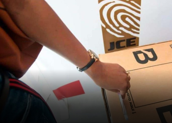 Dominicanos en el exterior iniciaron la jornada de votación en 35 países
