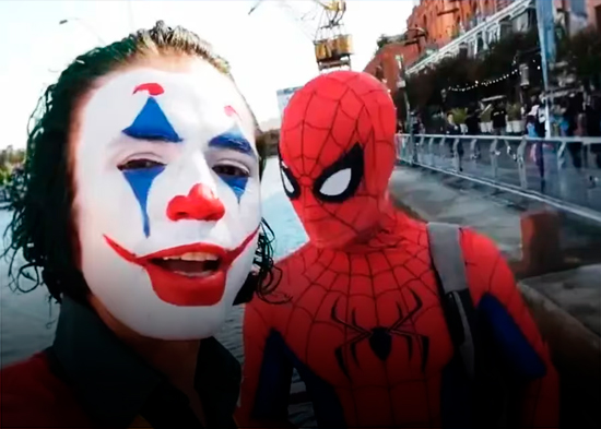 VIDEO: Detienen al 'Joker argentino' en Buenos Aires por pelear con 'Spider-Man'