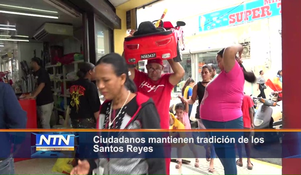 Ciudadanos mantienen  tradición de los Santos Reyes