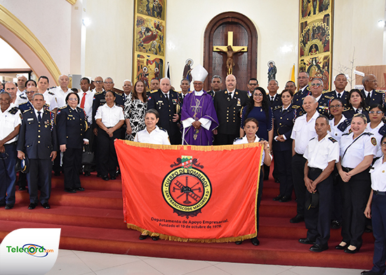 Celebran eucaristía por el Día del Bombero y por el Día del Ministerio Público en SFM