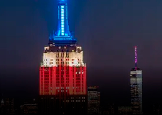 Alcaldía de Nueva York se viste con colores de bandera dominicana por víctimas de Jet Set