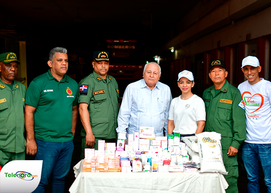 Fundación Vive Saludable entrega Medicamentos y alimentos a Bomberos SFM