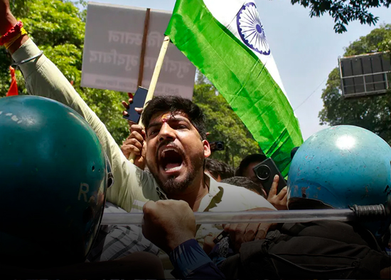 El conflicto entre India y Pakistán causa 30 muertos