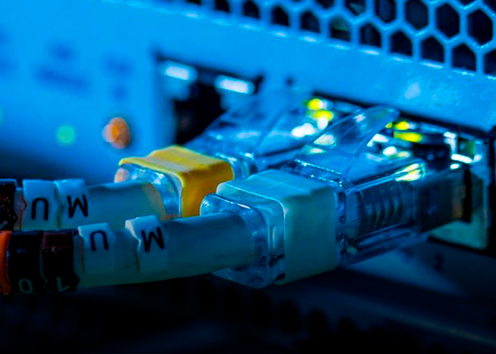 Claro confirma que dos cortes de fibra óptica afectan servicio de voz y data a nivel nacional