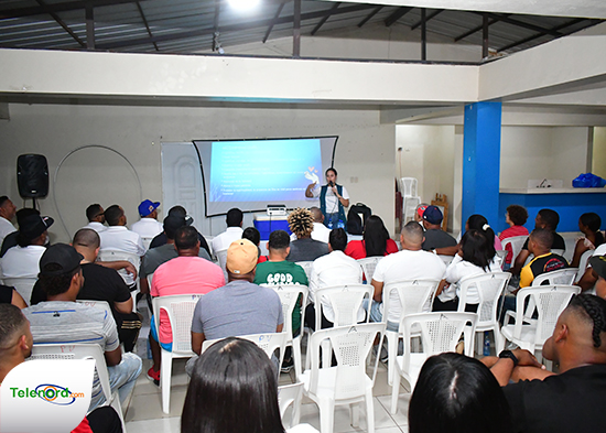 ASOMASPRODUARTE Celebra 8 Años Educando, Formando y Unificando al Softbol