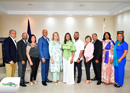 Juramentan directiva 2025-26 del Club Rotary San Francisco Jaya