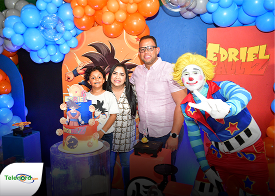 Festejan los 6 años de Edriel Acosta Concepción