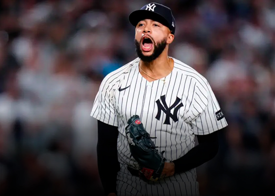 Mets acuerdan contrato con Devin Williams, uno de los relevistas más cotizados