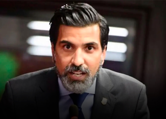 Diputado Rojas pide extender horario de bebidas alcohólicas en colmados por Navidad 2025–2026