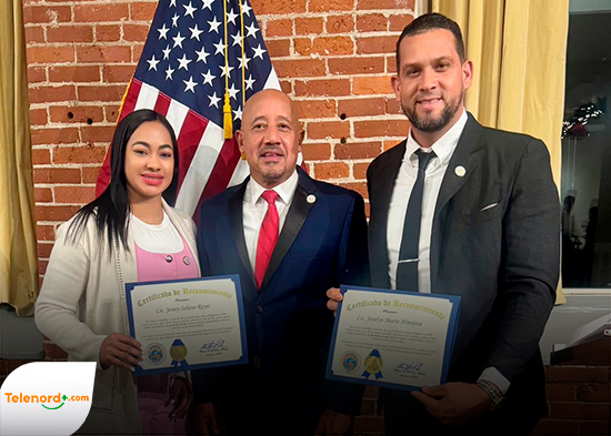 Alcalde de Lawrence reconoce a destacados abogados oriundos de Villa Riva