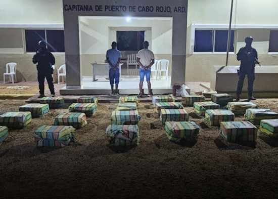 DNCD incauta más de 800 paquetes de presunta cocaína en la provincia de Pedernales