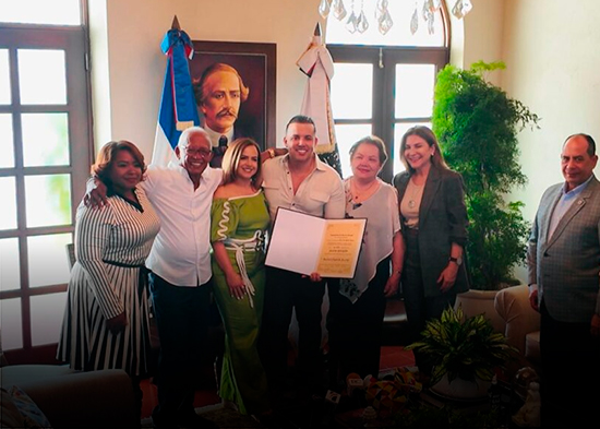 El Blachy tras ser declarado Munícipe Distinguido de SD: “Estoy contentísimo y agradecido”