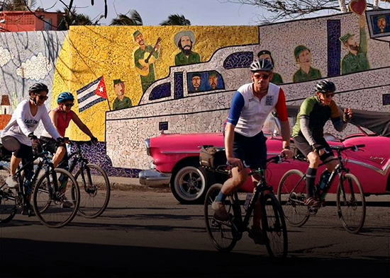 Cuba pierde el turismo canadiense por el asedio de EE. UU., que deja en coma un sector clave