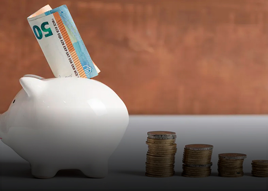 ¿Cómo ahorrar sin perder calidad de vida? Los 5 trucos que debes conocer, según un experto