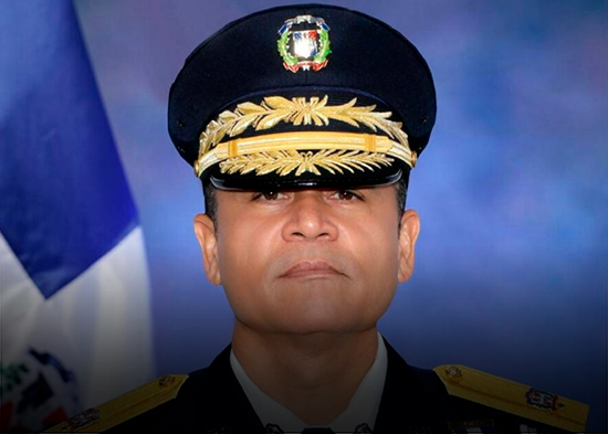 Presidente Abinader designa a Andrés Modesto Cruz Cruz como nuevo director general de la Policía