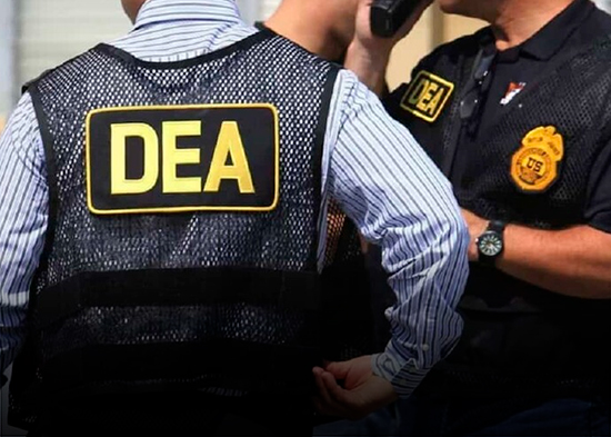 Exjefe de la DEA en RD fue dejado en libertad bajo palabra y se enfrenta a dos cargos federales