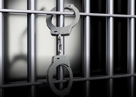 Condenan a 20 años a un hombre que persiguió y mató a otro a tiros en Santiago