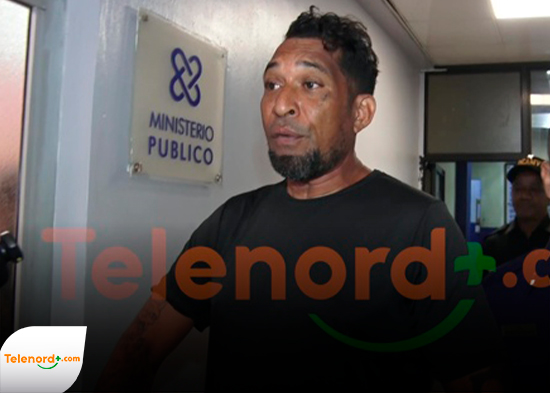 Policía captura en Higuey a “La Mole” acusado de agredir y amenazar de muerte a su expareja en SFM