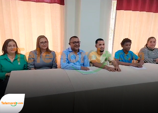 Autoridades educativas y policiales sostienen encuentro con estudiantes del FER