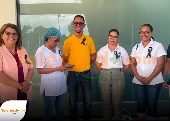 Enfermeras realizan “Cintazo Negro” en centros de salud en reclamo de reivindicaciones