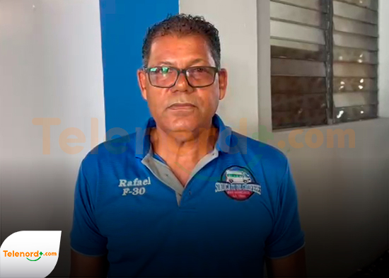 Chofer denuncia acoso y robos en parada de transporte