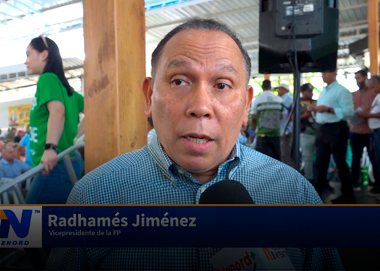 Radhamés Jiménez califica de “desatinado” discurso de Abinader sobre impacto económico internacional