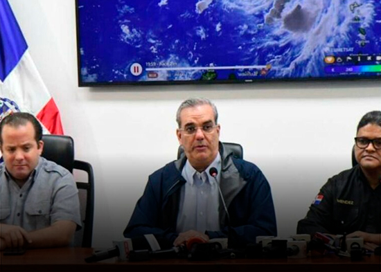 Gobierno en sesión permanente por lluvias; 18 provincias en alerta