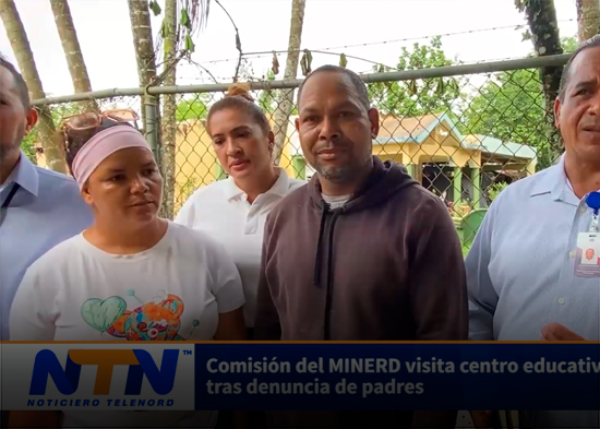 Comisión del MINERD visita centro educativo El Higüero tras denuncia de padres