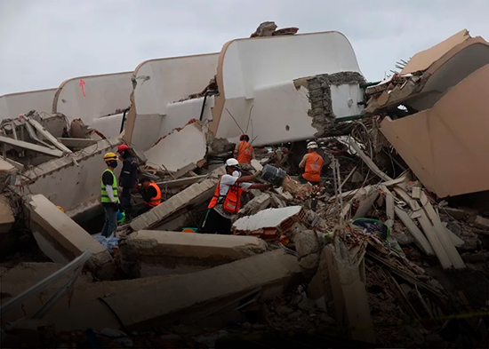 Los muertos por los terremotos en Venezuela suben 157 hasta los 4.490